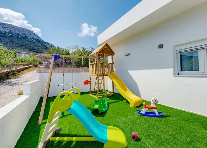 Cactus Guesthouse, Κίνι Συρος